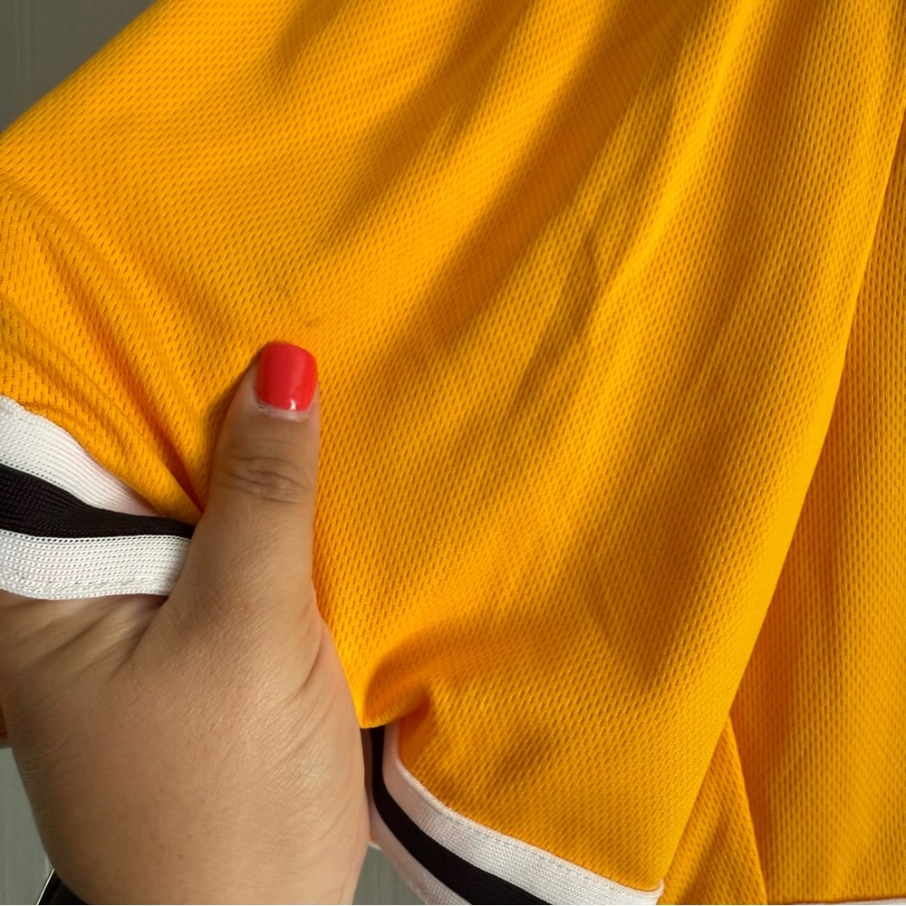 DSG Yellow Athletic Girls Medium 10-12 Shorts MidRise Sits Below Waist Relax Fit - Picture 7 of 7